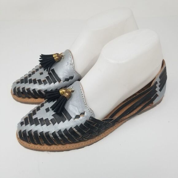 TORTUGA LEATHER SLIPONS WITH TASSELS. SIZE 26. BLACK AND SILVER. - Picture 16 of 16